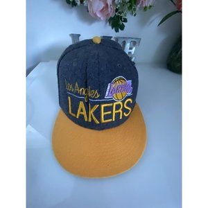 Los Angeles Lakers Hat Cap Gray and Yellow Flannel with‎ Logo Adjustable OS EUC